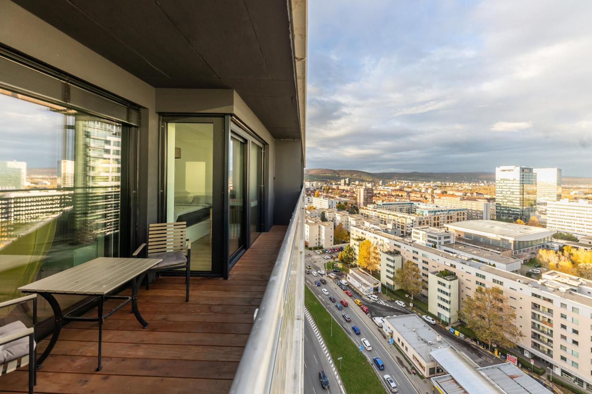Nfs - Narodny Futbalovy Stadion - Apartman Bratislava Exterior photo